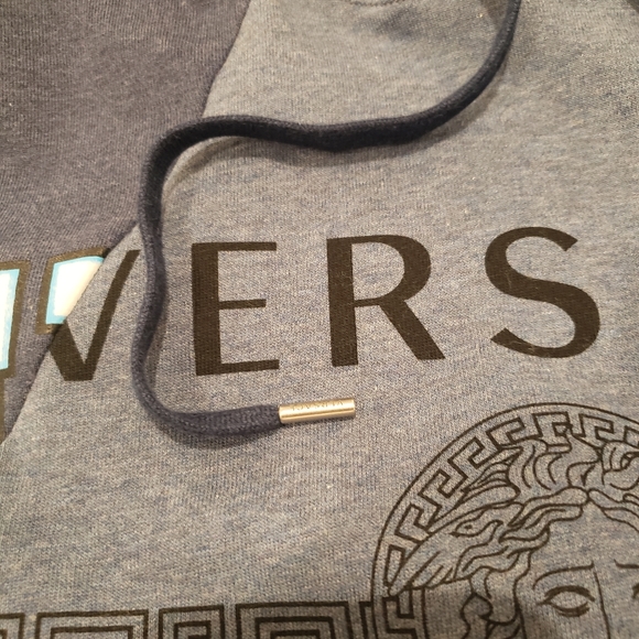 Versace mens hoodie Lg - Picture 3 of 10